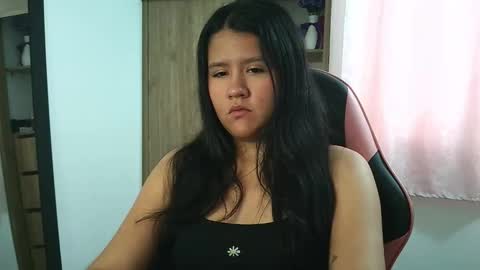 Olivia online show from December 4, 2:48 pm