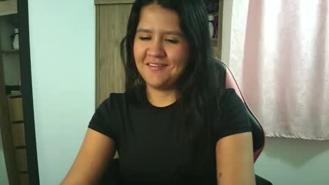 Olivia online show from December 5, 1:20 pm