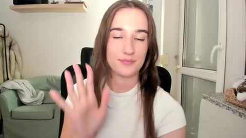 Oliwiaa2004 online show from December 22, 9:56 pm