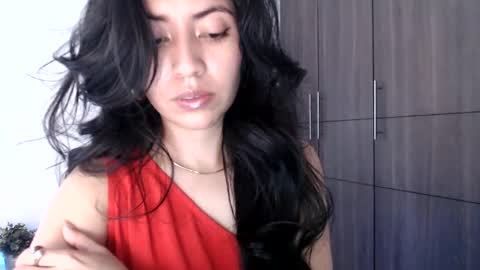 Snapshot of oliviaaa__ chatting on December 14, 5:47 pm oliviaaa__ online show from December 14, 5:47 pm