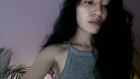 Snapshot of oliviaaa__ chatting on March 16, 8:02 pm oliviaaa__ online show from March 16, 8:02 pm