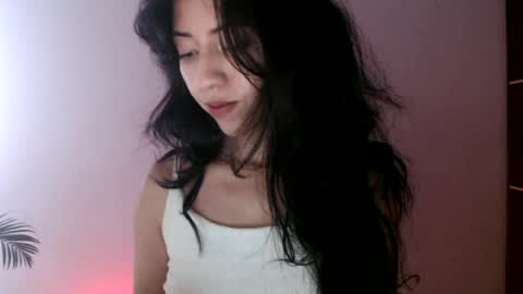 oliviaaa__ online show from June 22, 5:21 pm