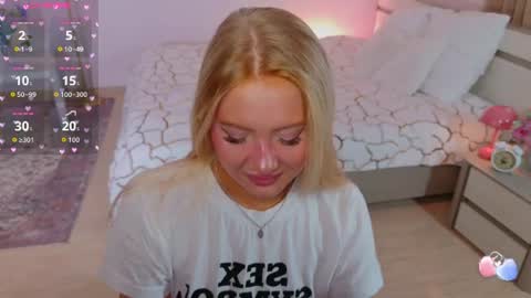Olivia online show from August 1, 2:22 am