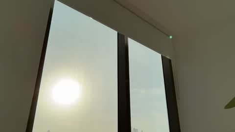 Olivia Brookes online show from December 21, 8:05 pm