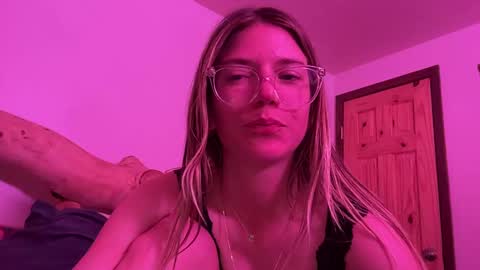 Olivia online show from February 25, 6:25 am