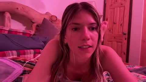 Olivia online show from March 3, 12:37 am