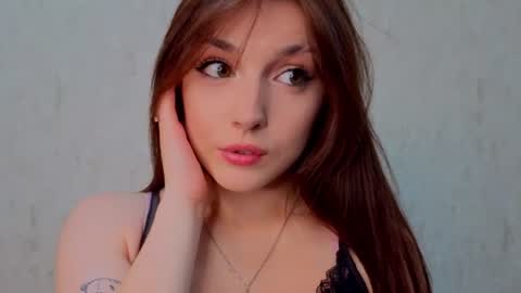 Olivia online show from August 4, 4:20 pm