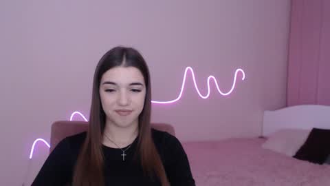 Olivia online show from December 3, 5:55 pm