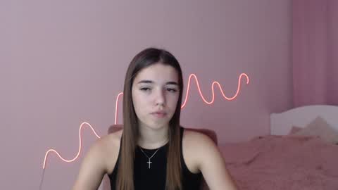 Olivia online show from December 14, 5:03 pm