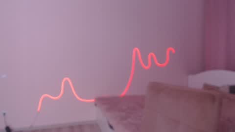 Olivia online show from January 7, 10:30 pm