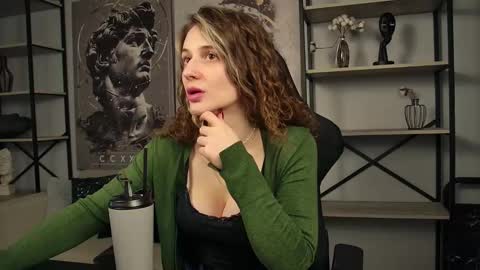 Liv online show from January 18, 6:23 pm