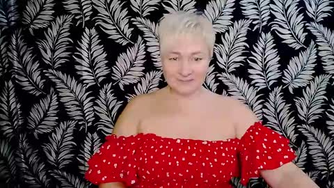 Kelly online show from December 13, 2:38 pm