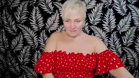 Kelly online show from December 20, 1:43 pm