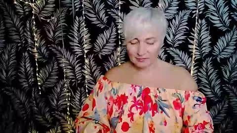 Kelly online show from November 2, 12:07 pm