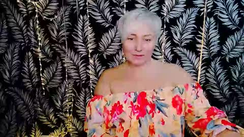 Kelly online show from November 17, 1:50 pm