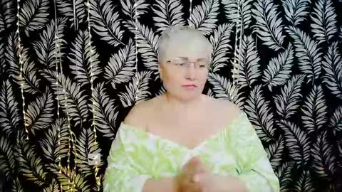 Kelly online show from June 8, 10:04 am