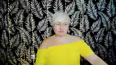 Snapshot of oliviaoskar_ chatting on June 20, 10:29 am Kelly online show from June 20, 10:29 am