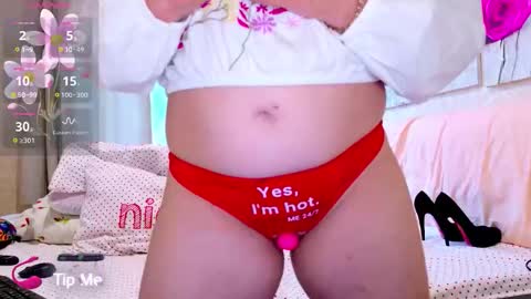 oliviaparadise online show from June 3, 12:30 pm