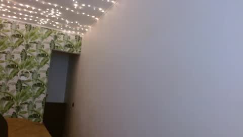 Olivia online show from January 19, 5:26 am