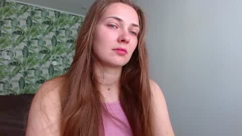 Olivia online show from June 30, 4:13 am