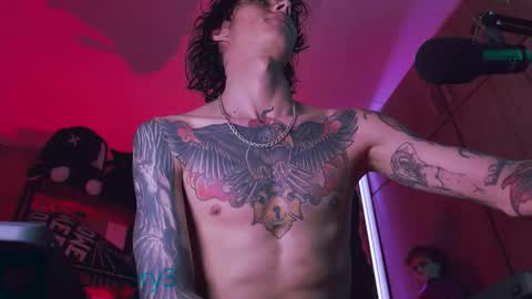     online show from October 4, 4:10 am