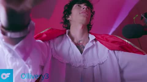     online show from October 31, 8:54 pm