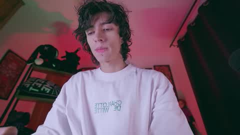     online show from January 10, 2:13 am