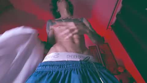     online show from August 1, 3:17 am