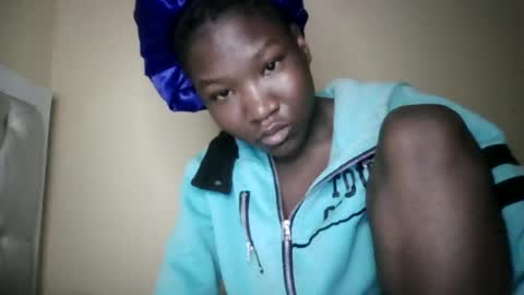 olwami4 online show from June 17, 2:58 am