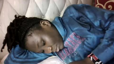 olwami4 online show from July 17, 1:23 am