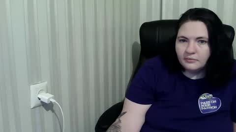 Snapshot of olyaandnetty chatting on October 29, 7:48 pm OlyaAndNetty online show from October 29, 7:48 pm