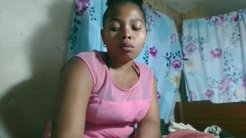 olyvienne90 online show from December 21, 4:36 pm