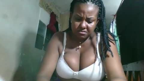 olyvienne90 online show from January 13, 4:56 pm