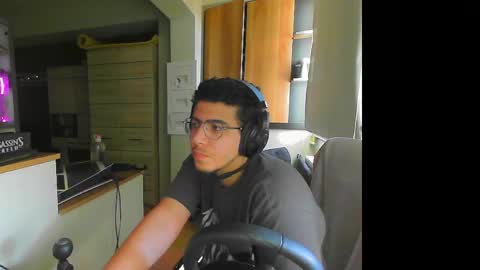 Snapshot of omarkhaled39229 chatting on April 7, 6:25 am Naked all the time online show from April 7, 6:25 am