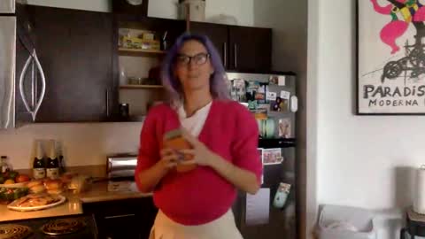 Snapshot of omilk chatting on December 24, 4:40 pm omilk online show from December 24, 4:40 pm