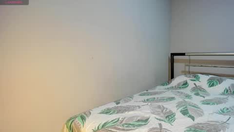 Violette online show from November 15, 4:14 pm