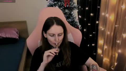 Snapshot of on_yxxx chatting on December 4, 8:17 pm on_yxxx online show from December 4, 8:17 pm