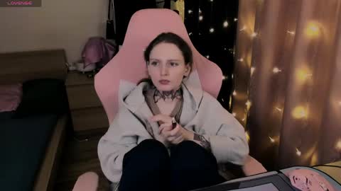 Snapshot of on_yxxx chatting on April 25, 8:17 pm on_yxxx online show from April 25, 8:17 pm