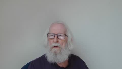 Snapshot of onanister chatting on October 30, 3:24 pm Somewhere over the rainbow online show from October 30, 3:24 pm