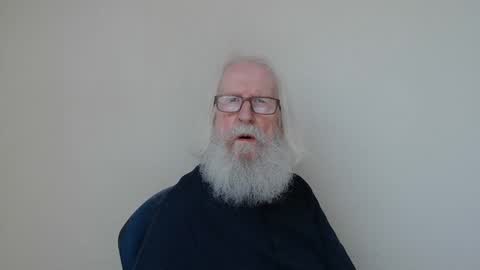 Snapshot of onanister chatting on February 17, 3:29 pm Somewhere over the rainbow online show from February 17, 3:29 pm