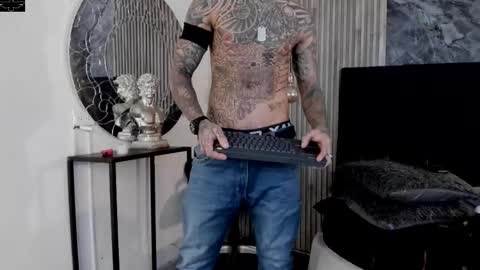 Snapshot of onceagain97_ chatting on October 9, 7:23 pm ... online show from October 9, 7:23 pm