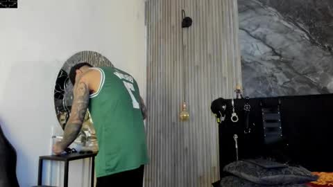 Snapshot of onceagain97_ chatting on October 11, 7:23 pm ... online show from October 11, 7:23 pm