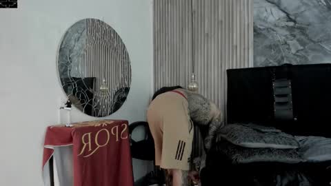 Snapshot of onceagain97_ chatting on October 16, 7:37 pm ... online show from October 16, 7:37 pm