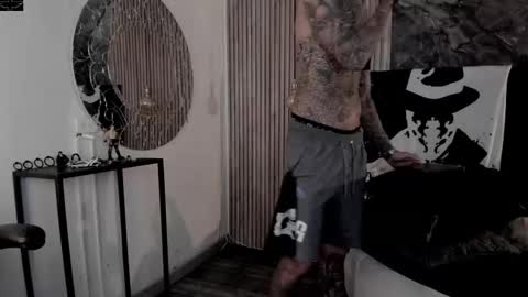 Snapshot of onceagain97_ chatting on November 21, 3:38 am ... online show from November 21, 3:38 am