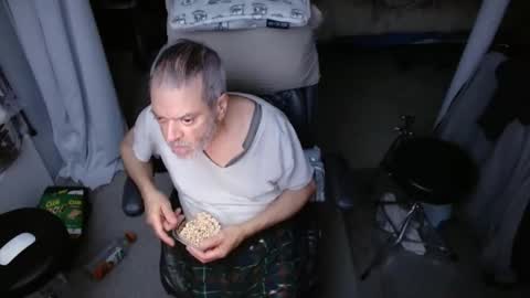 Snapshot of ondoko1234 chatting on February 25, 6:06 pm ondoko1234 online show from February 25, 6:06 pm