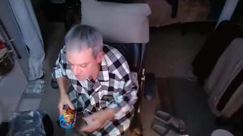 Snapshot of ondoko1234 chatting on March 11, 7:31 pm ondoko1234 online show from March 11, 7:31 pm