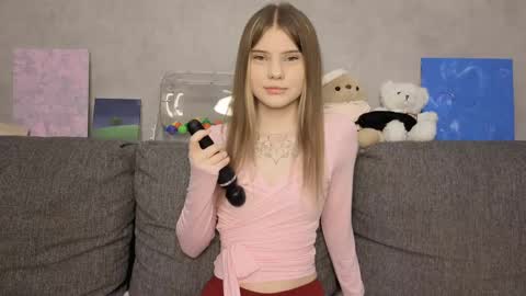 Snapshot of one_more_touch chatting on May 16, 1:21 pm Eva online show from May 16, 1:21 pm