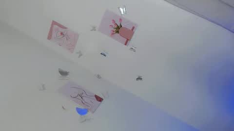 Snapshot of one_sweet_day18 chatting on March 16, 5:02 am jessy online show from March 16, 5:02 am