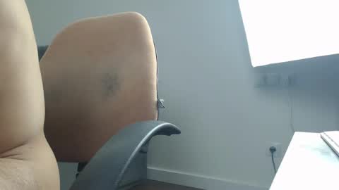 onebestlover online show from February 9, 5:01 pm