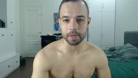 onebestlover online show from July 8, 8:52 am